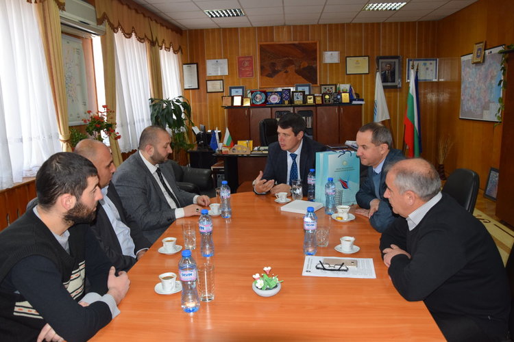 Кмет и мюфтия обсъждат ремонта на джамии в Ардинско