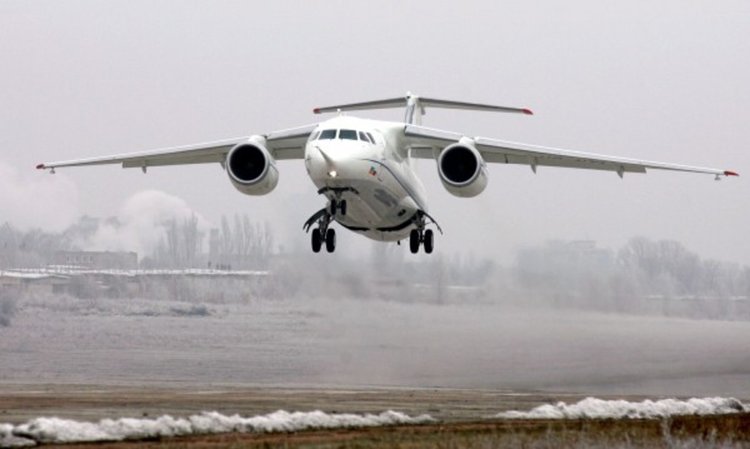 Пътнически самолет със 71 души на борда се разби край Москва 
