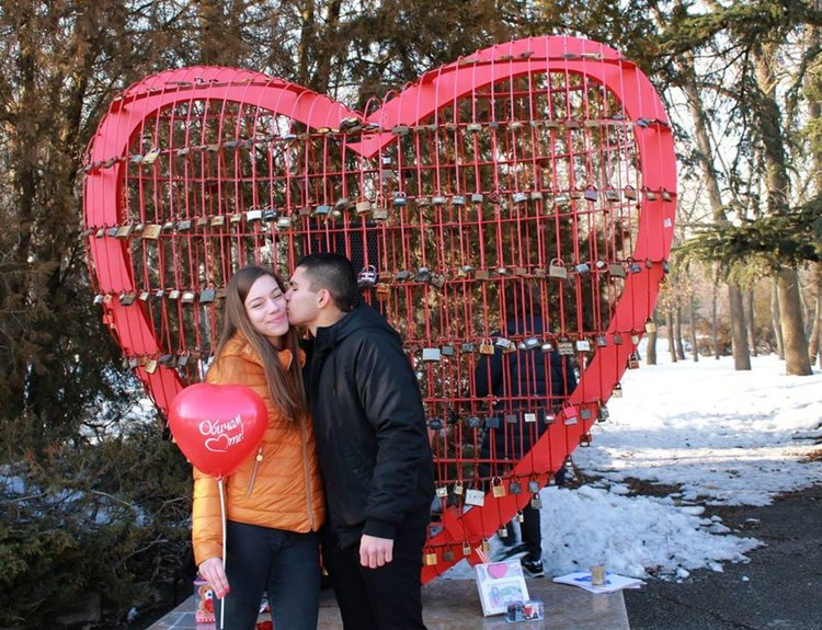 Победителите ще бъдат наградени на 14 февруари край Металното сърце