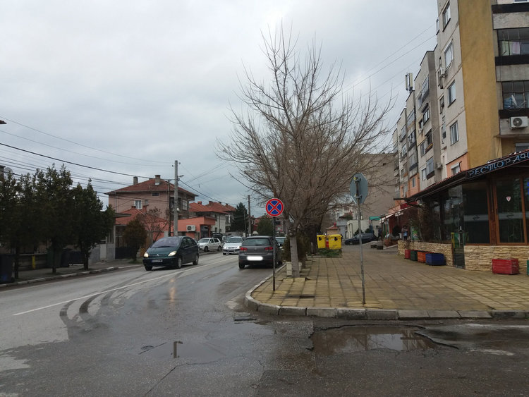 „В 27“ е отново на мястото си пред „Хипноза“