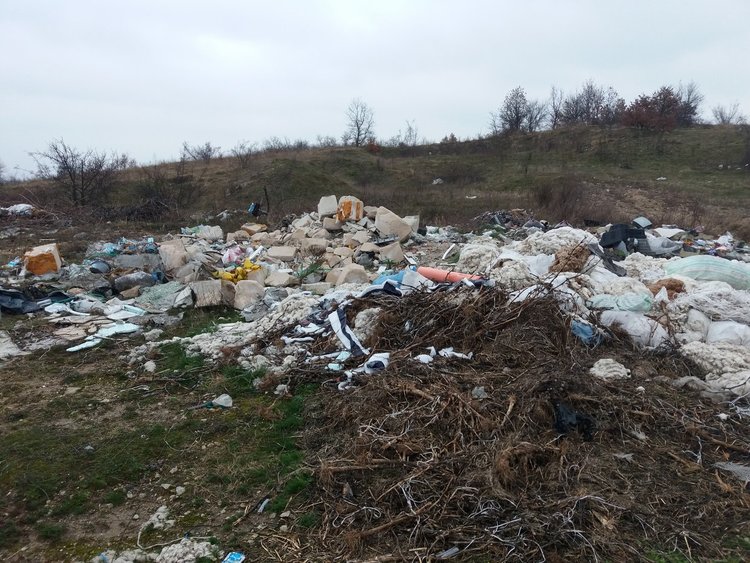 Огромно незаконно сметище се появи край Узунджово