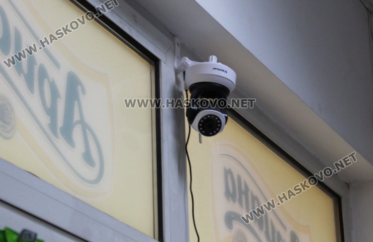 По време на кражбата камерите в магазина не работели