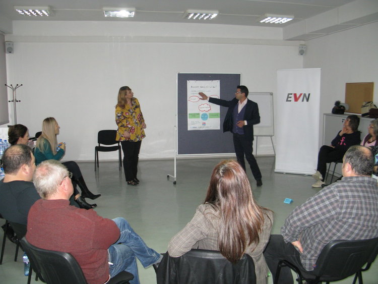 Клиентски съвет към EVN България обсъди мерки за енергийна ефективност в дома
