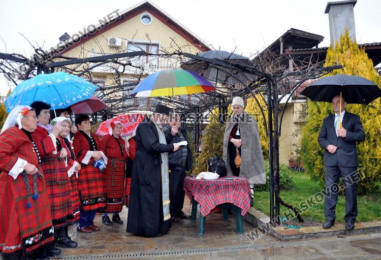 В Добрич почетоха Трифон Зарезан като национален празник