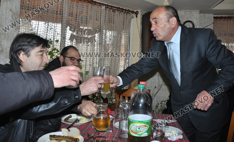 В Добрич почетоха Трифон Зарезан като национален празник