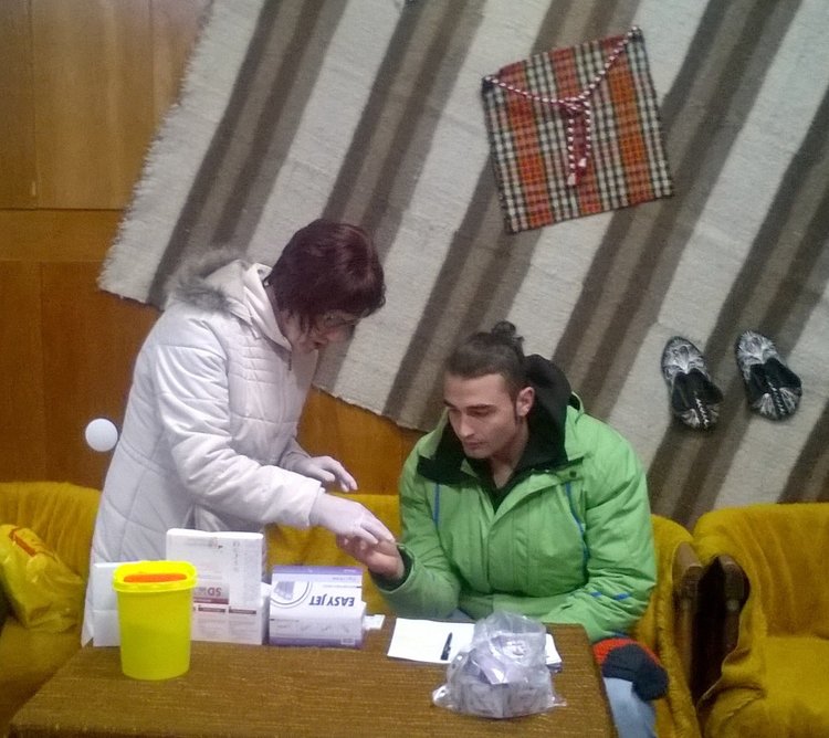 Над 20 души на възраст от 17 до 56 г. минаха тест за СПИН на 14 февруари