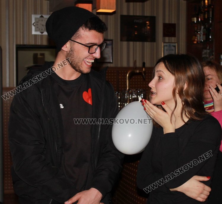 Три двойки участваха в празник, посветен на Св.Валентин в Димитровград