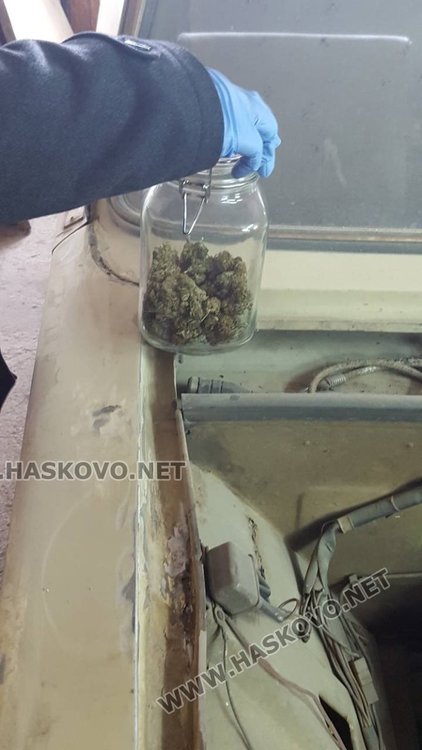 Разбиха българска  банда, пренасяла дрога в буркани за Австрия