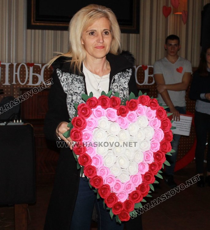 Три двойки участваха в празник, посветен на Св.Валентин в Димитровград