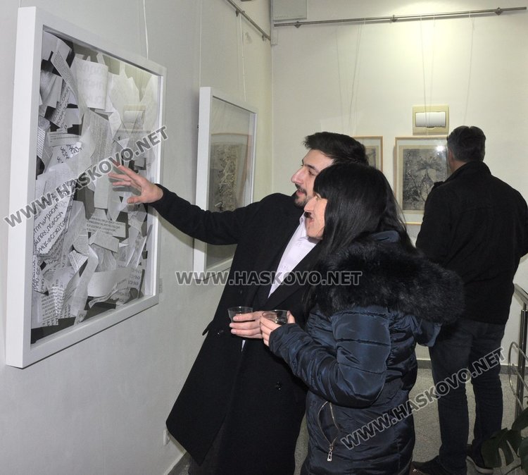 Почитателите на модернизма в Хасково със свое прозорче във „Форум“