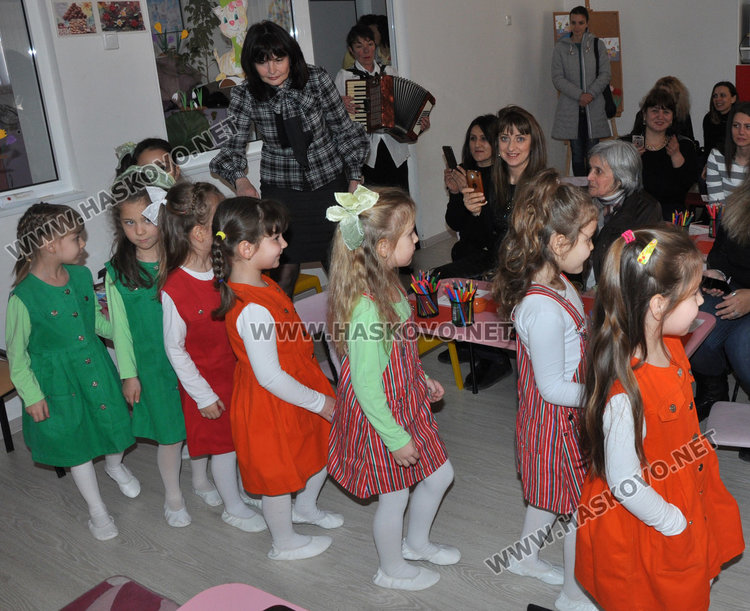 Турска сватба показаха петгодишни в забавачка