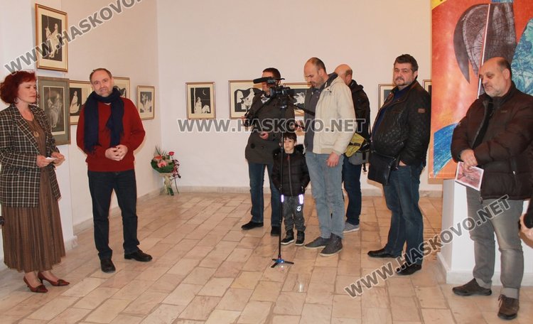 Димитровградчанин представи графични колажи от 80-те години