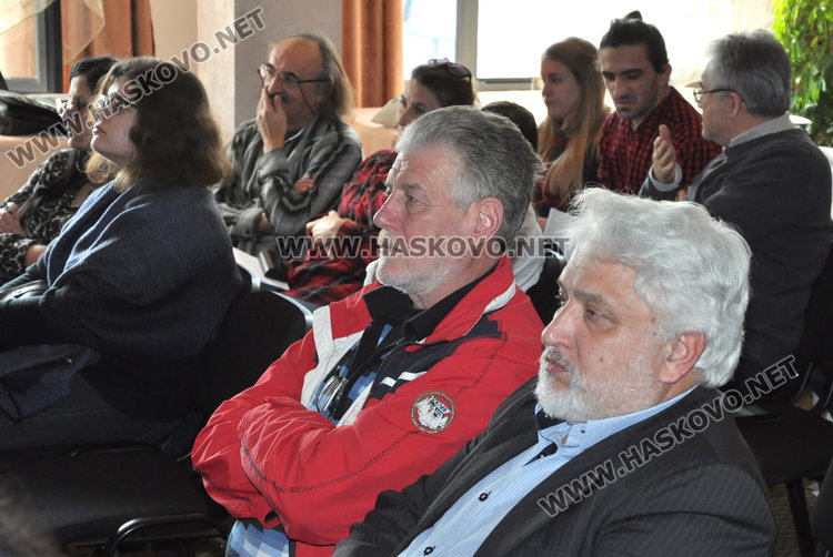 Светила в археологията са в Хасково на годишната си среща 