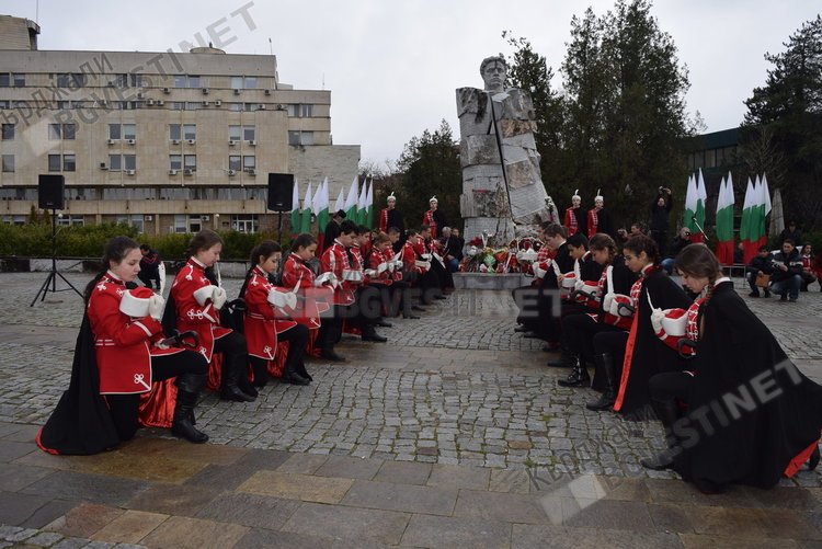 Награждават победителите в конкурса „Левски и Европа днес“ на общоградско тържество в Кърджали