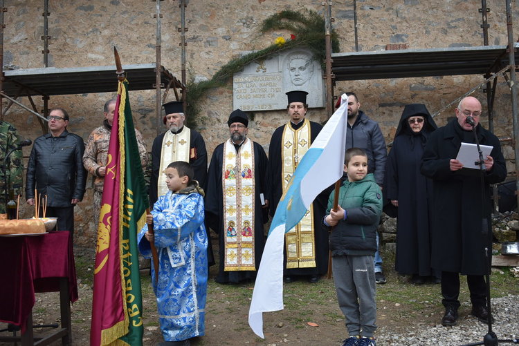 Стотици се включиха в похода-поклонение пред делото на Апостола