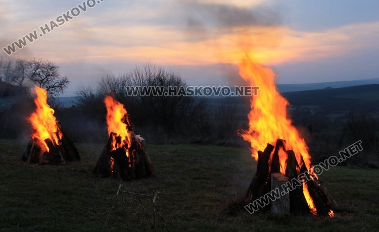 Ден на чавгата празнуваха в димитровградското село Бряст