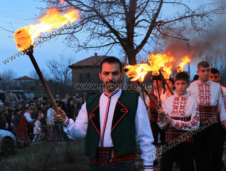 Ден на чавгата празнуваха в димитровградското село Бряст