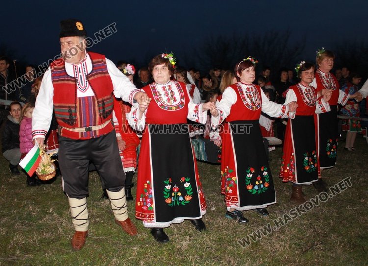 Ден на чавгата празнуваха в димитровградското село Бряст