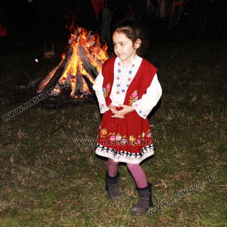 Ден на чавгата празнуваха в димитровградското село Бряст