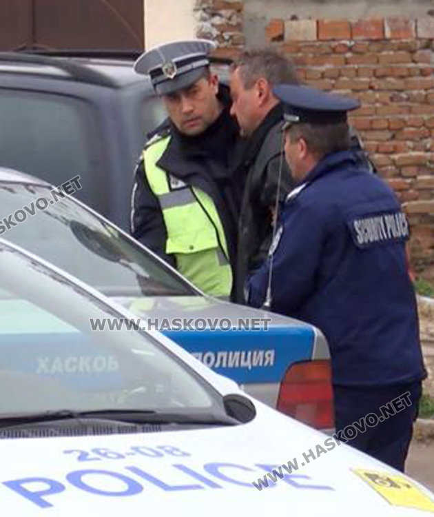 Шофьор заспа зад волана на светофар, отказа дрегер