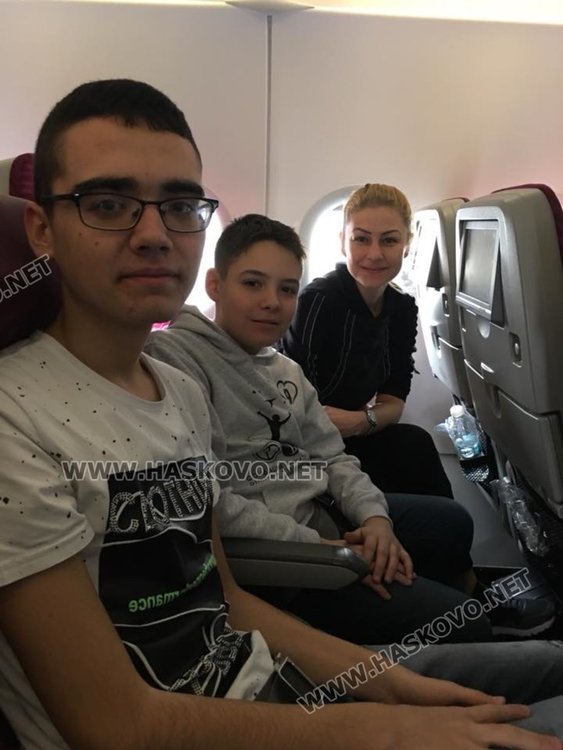 Нури Хасан от ПМГ представя Хасково на Тайландската международна олимпиада