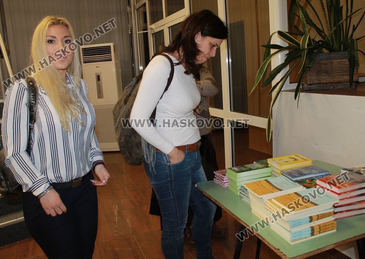 Мадлен Алгафари представи „Пътят на сърцето“ в Димитровград