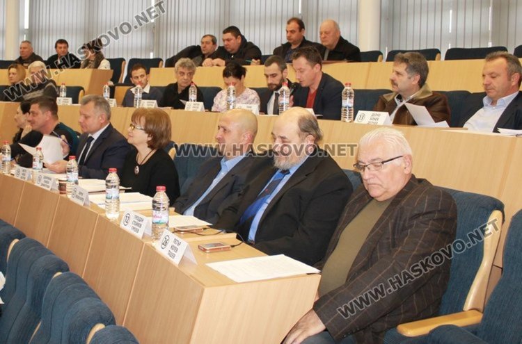 Утвърждават заплатите на кметовете в община Димитровград на сесия днес