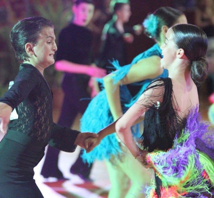 Танцьорите от „Гранд“ Марин и Диляна на фестивал в Атина и лагер с топ треньори