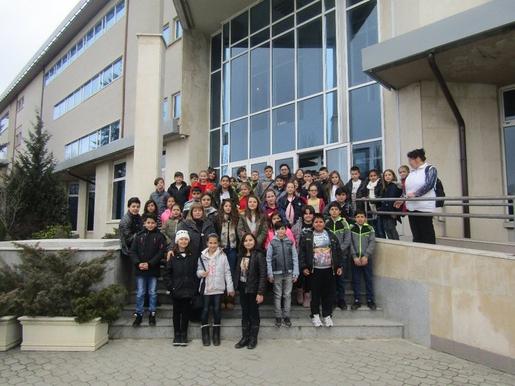 Кирилометодиевци в София:„Опознай родината си, за да я обикнеш”