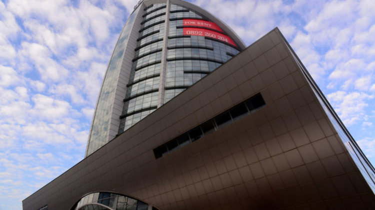 Кои са Гинка и Славчо Върбакови и какъв е бизнесът на "Инерком"