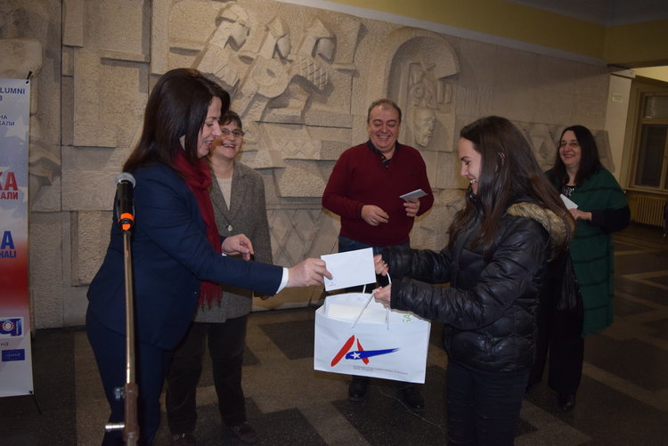 Изключително силна конкуренция за „Оскарите” за превод  в Кърджали, включиха се 106 кърджалийчета