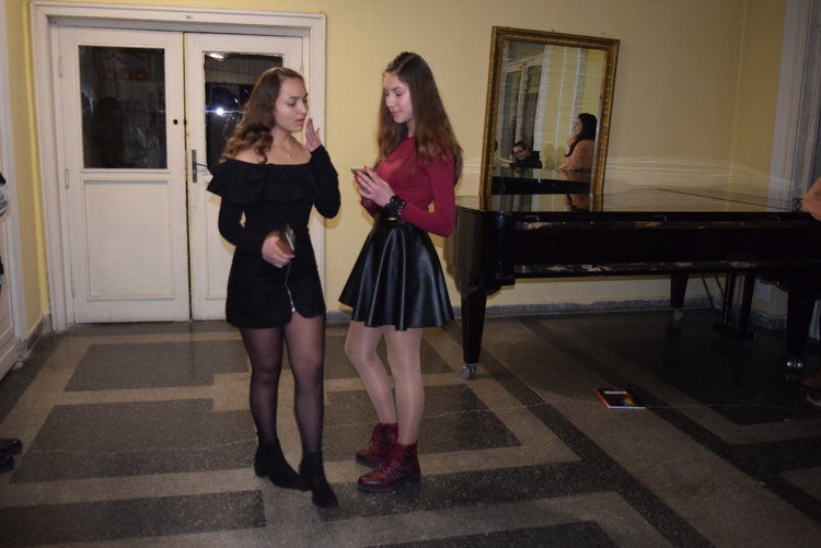 Изключително силна конкуренция за „Оскарите” за превод  в Кърджали, включиха се 106 кърджалийчета