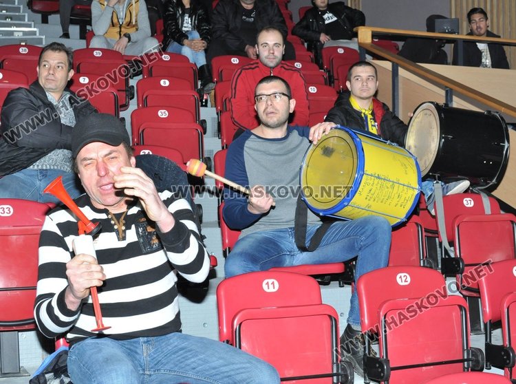 ВК „Раковски“ победи „Казанлък“ с 3:0