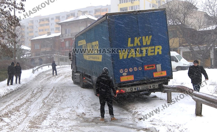 Тирът на ул. "Дунав"