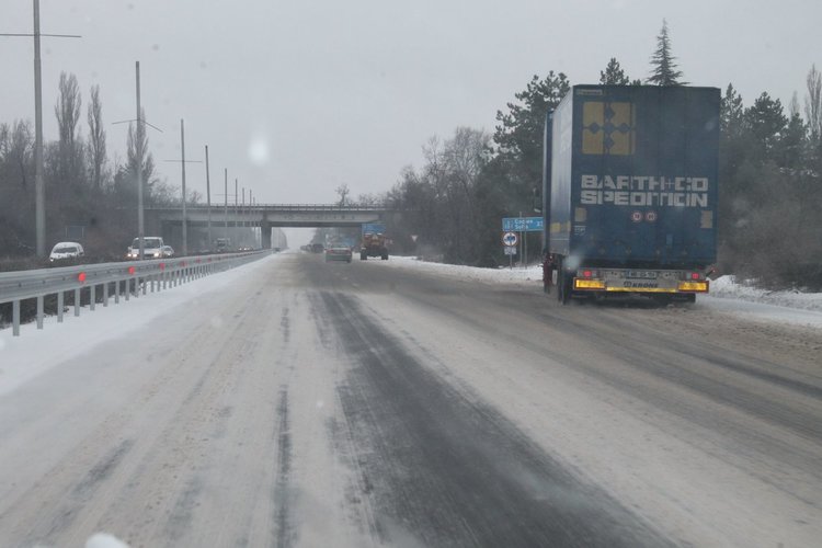 Областният управител провери състоянието на пътя Димитровград – Стара Загора