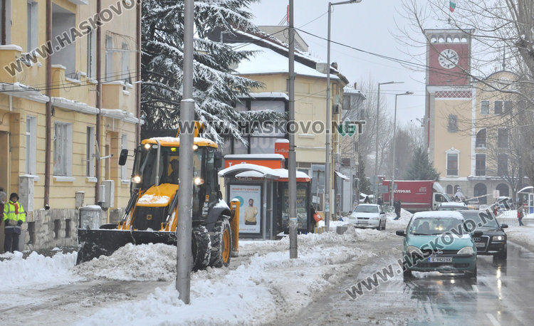 Синята зона в Хасково безплатна след 14 часа във вторник и сряда