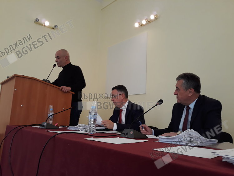 Огнян Иванов прави предложение