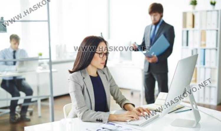 Онлайн анкета събира информация от бизнеса за нужните специалисти