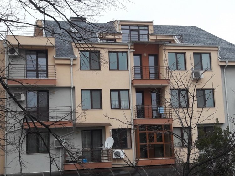 Кооперацията с отнетия апартамент в Асеновград Сн. 1: КПКОНПИ