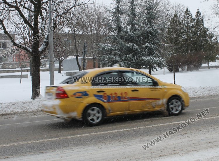 Заради снега: Недостиг на таксита в Димитровград