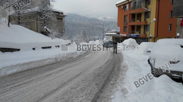 40 сигнала за непочистени улици тази нощ. Граждани се заканват да съдят общината в Страсбург