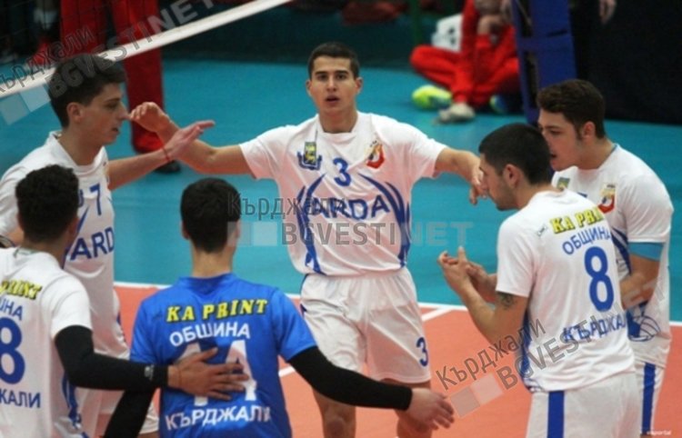 „Арда“ с драматична победа над „Миньор“