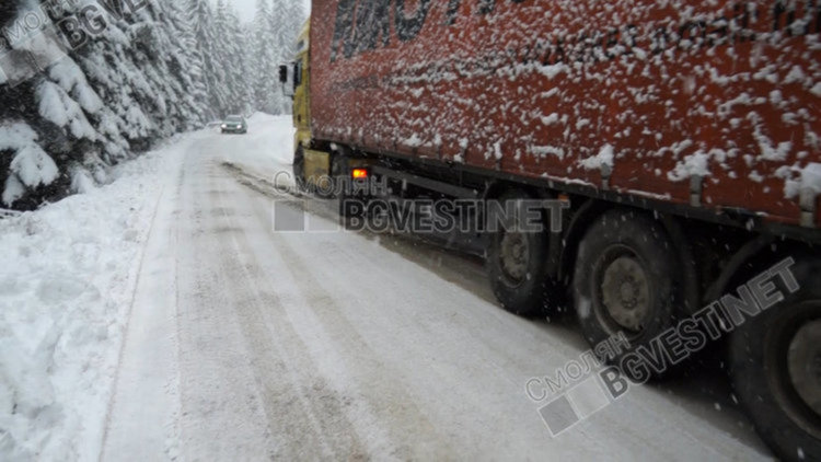 Нов сняг и пак ограничения за товарните автомобили