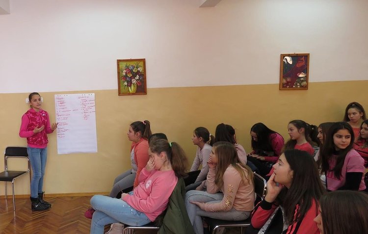 Алековци отбелязаха Деня на розовата фланелка