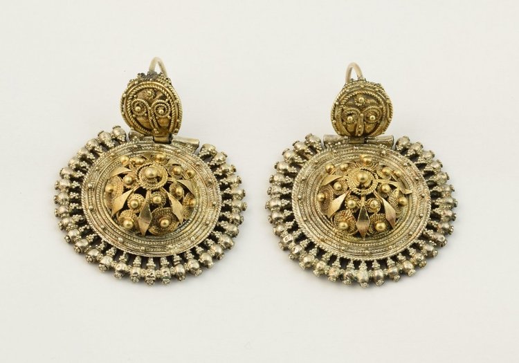 Обеци - арпалии. Сн. НИМ