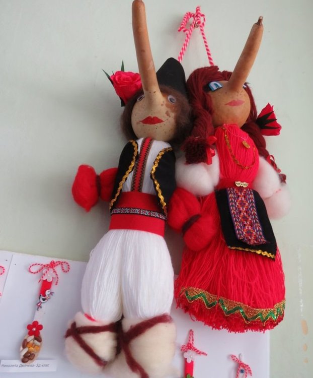 Посрещнаха Баба Марта и в ОУ "Алеко Константинов"