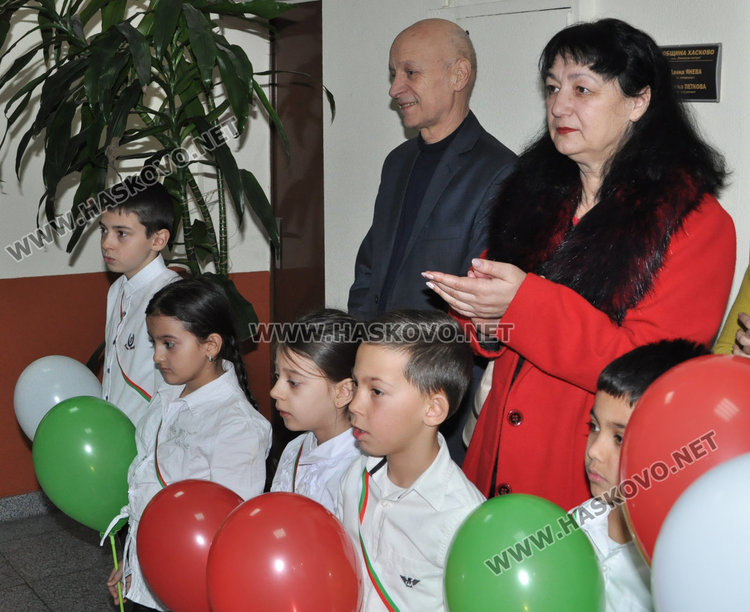 Ученици от Конуш изнесоха урок по родолюбие в общината