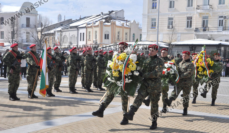 Концерти, венци и цветя за 140 г. от Освобождението на България