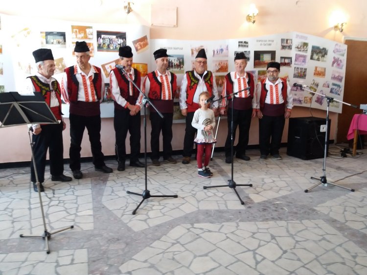 Дебър отбеляза 3 март