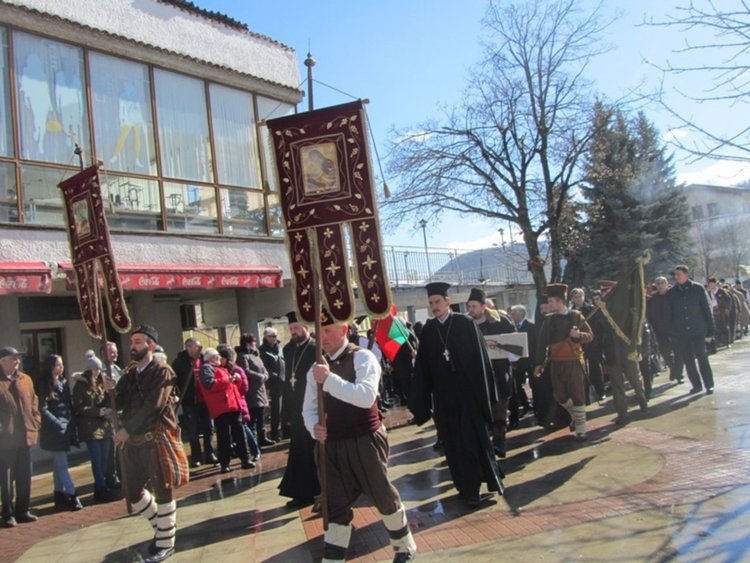 Смолян тържествено отбеляза 140 години от свещената българска свобода 